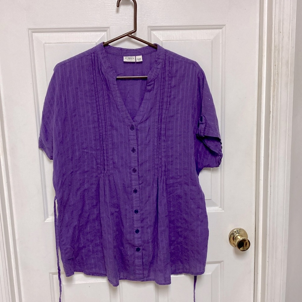 3/$20…bundle and save …
Cute purple 18/20 button down